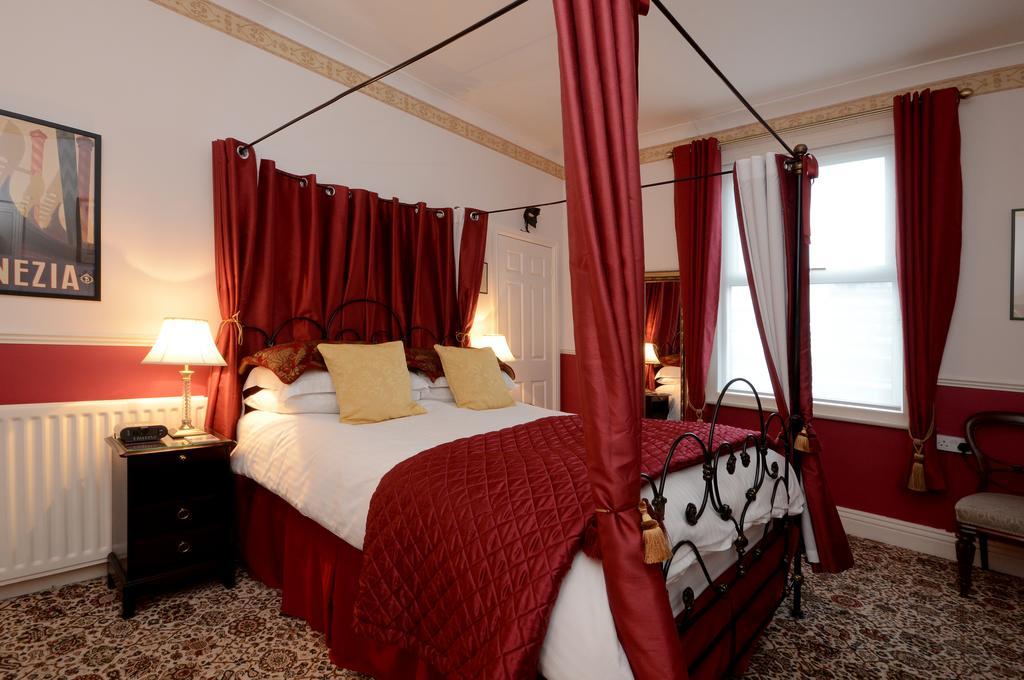 Feversham Lodge Guest House York Bagian luar foto