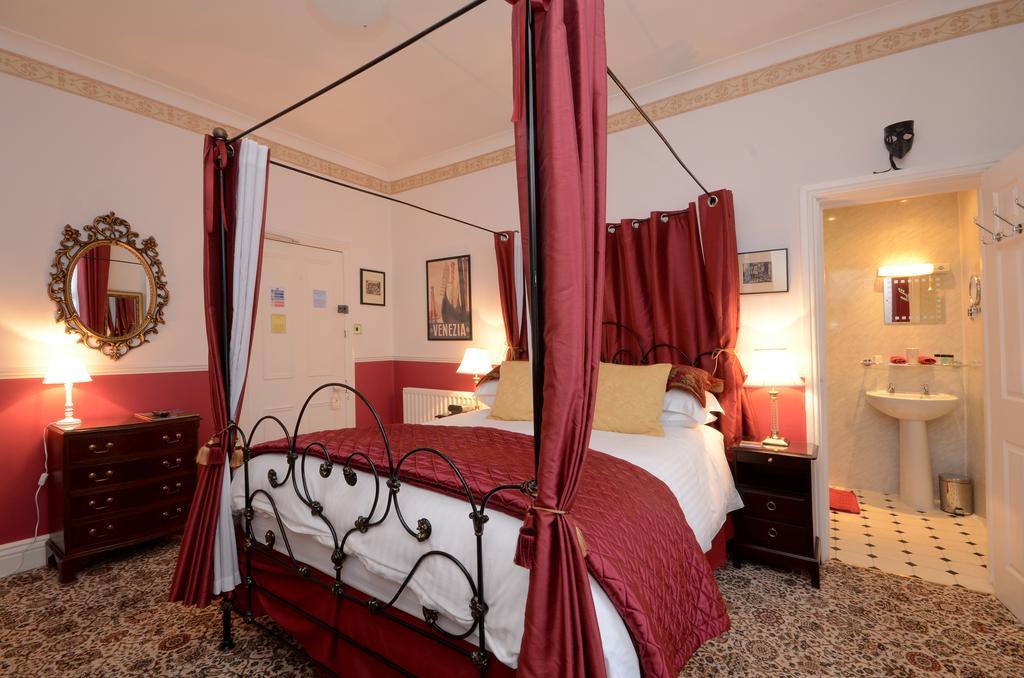 Feversham Lodge Guest House York Bagian luar foto
