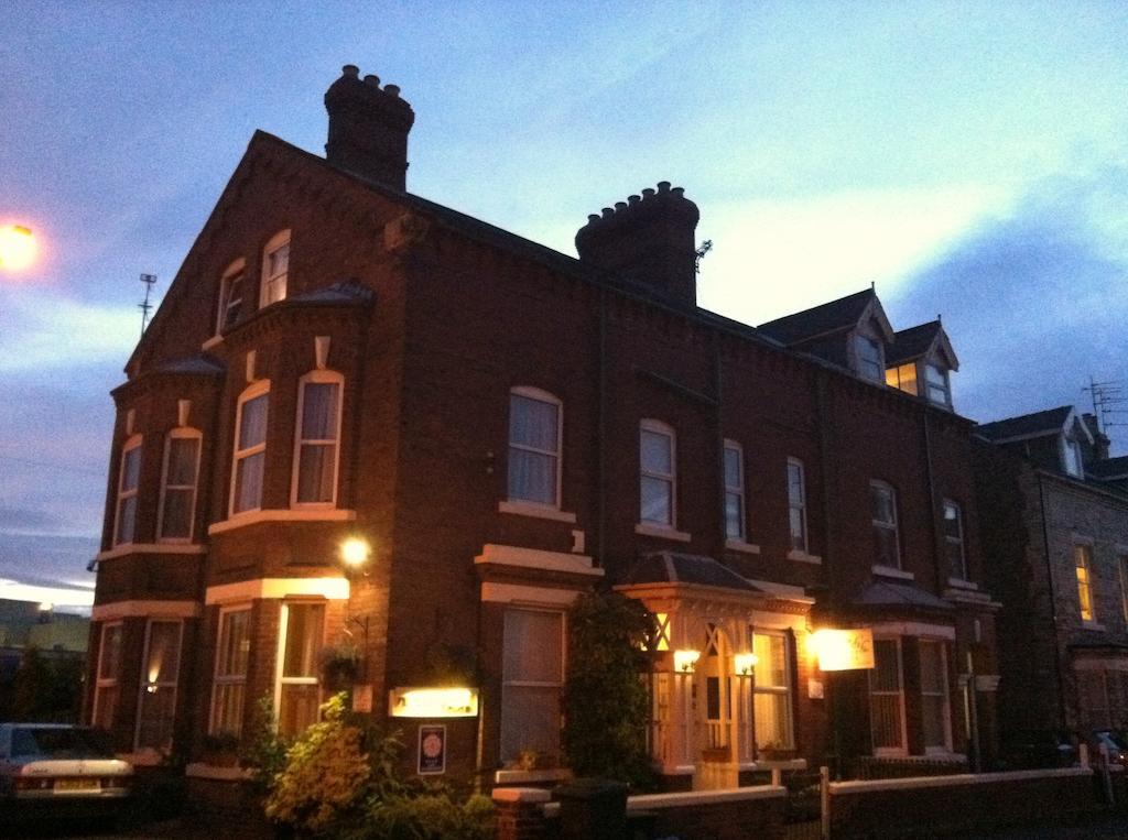 Feversham Lodge Guest House York Bagian luar foto