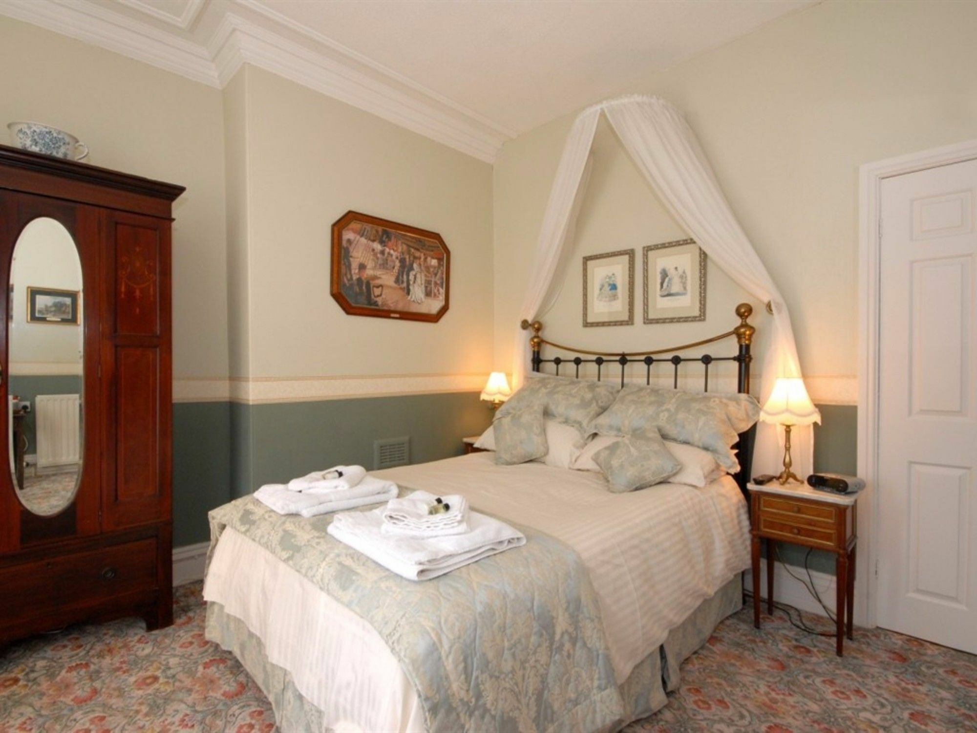 Feversham Lodge Guest House York Bagian luar foto
